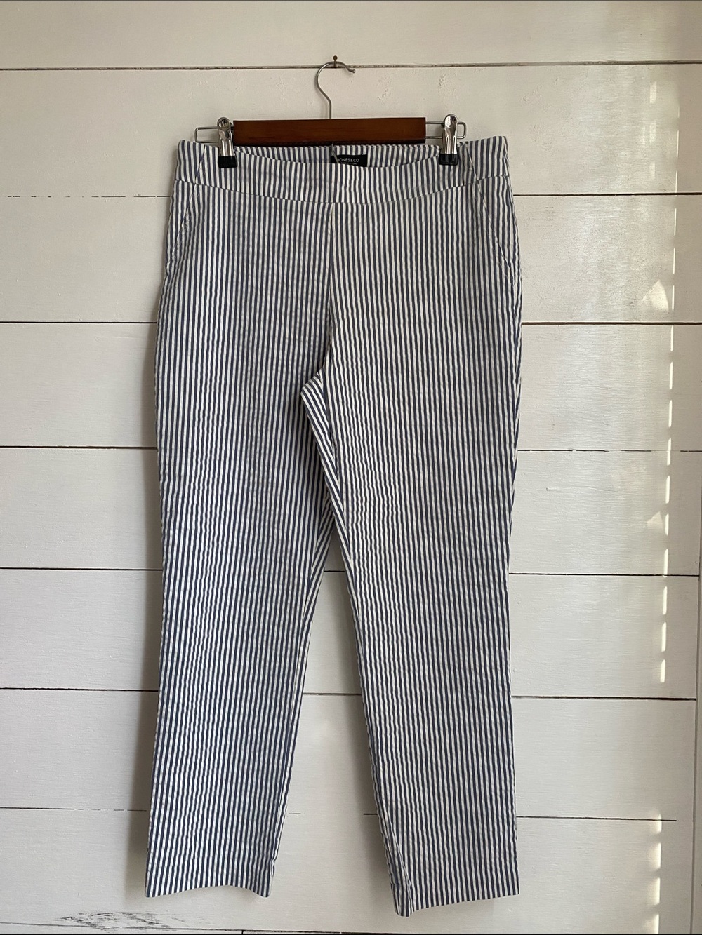 Striped Ankle Cropped Pants in Navy & White - Women's